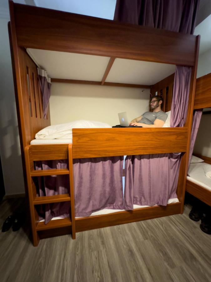 A Pousada Business Backpackers Jbr Dubai Exterior foto